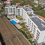 Appartement Atlantic Ii One-bedroom With Sea View